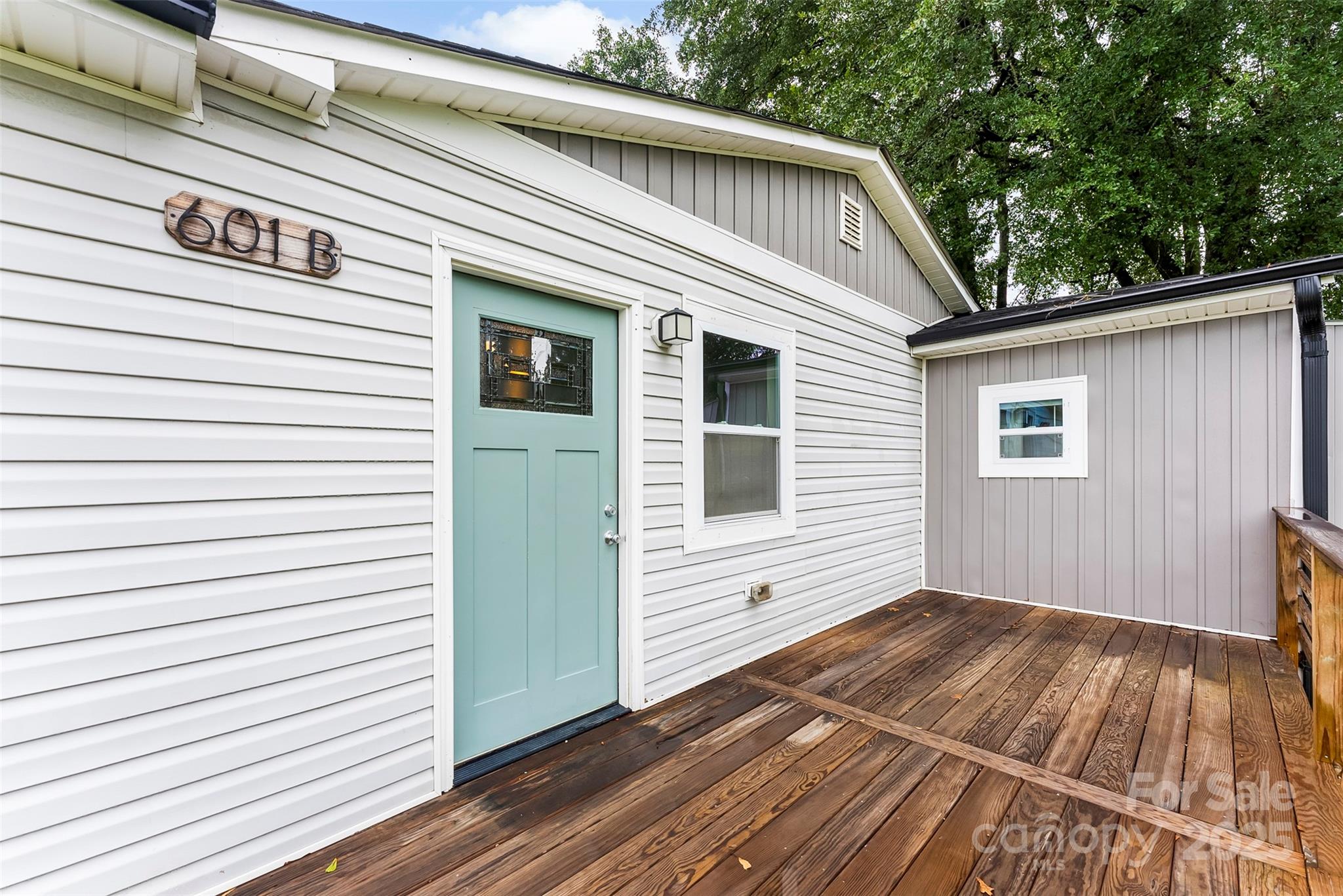 601 Rhyne Circle 108/ B