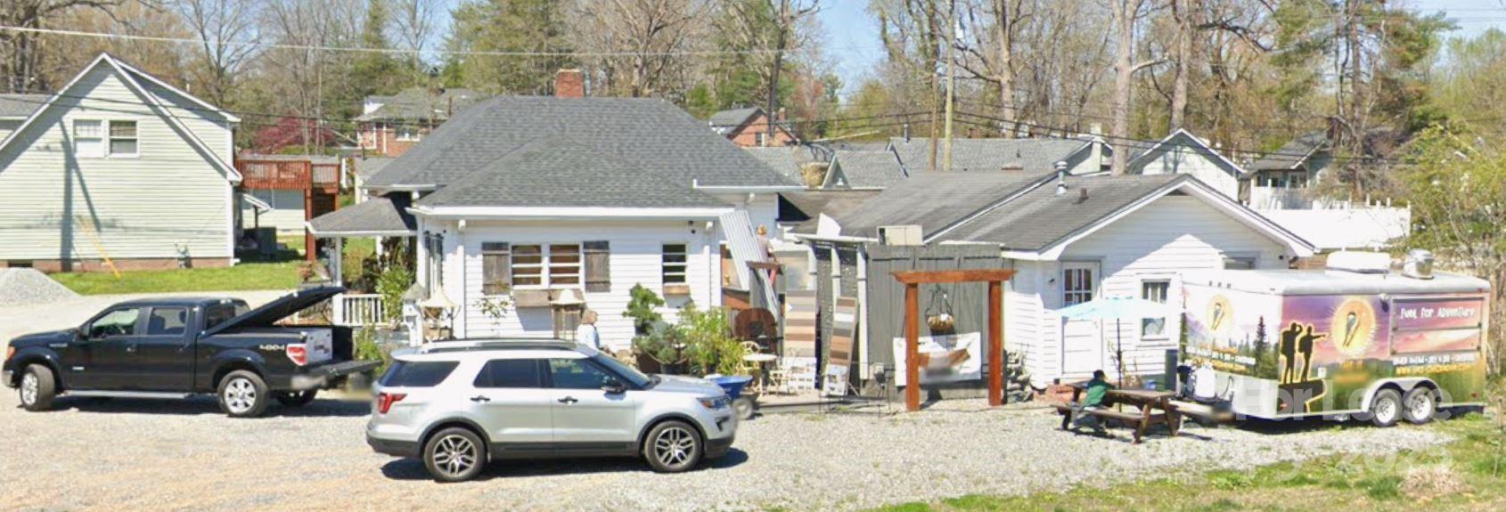 1596 Greenville Highway