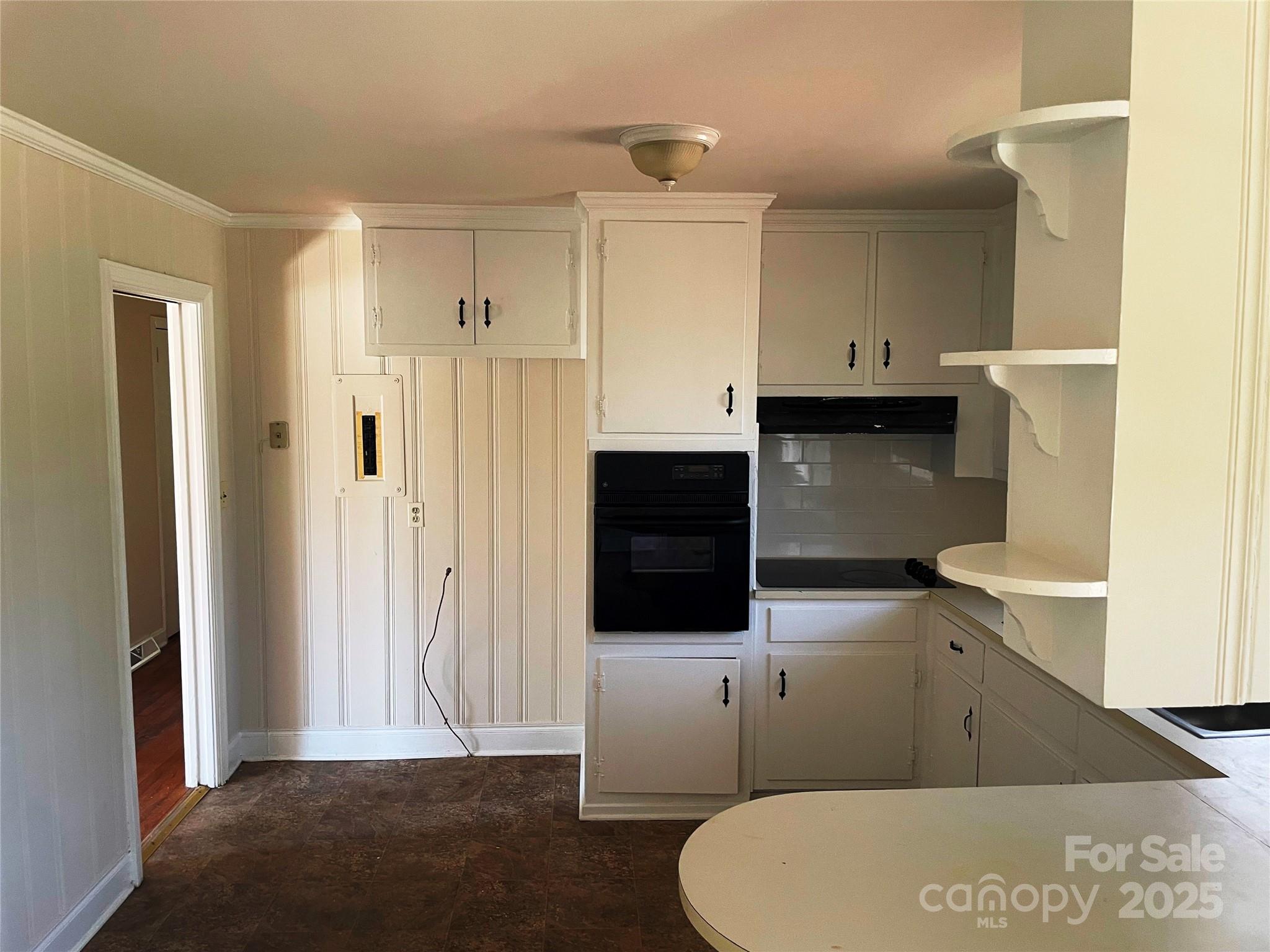 1610 India Hook Road 26