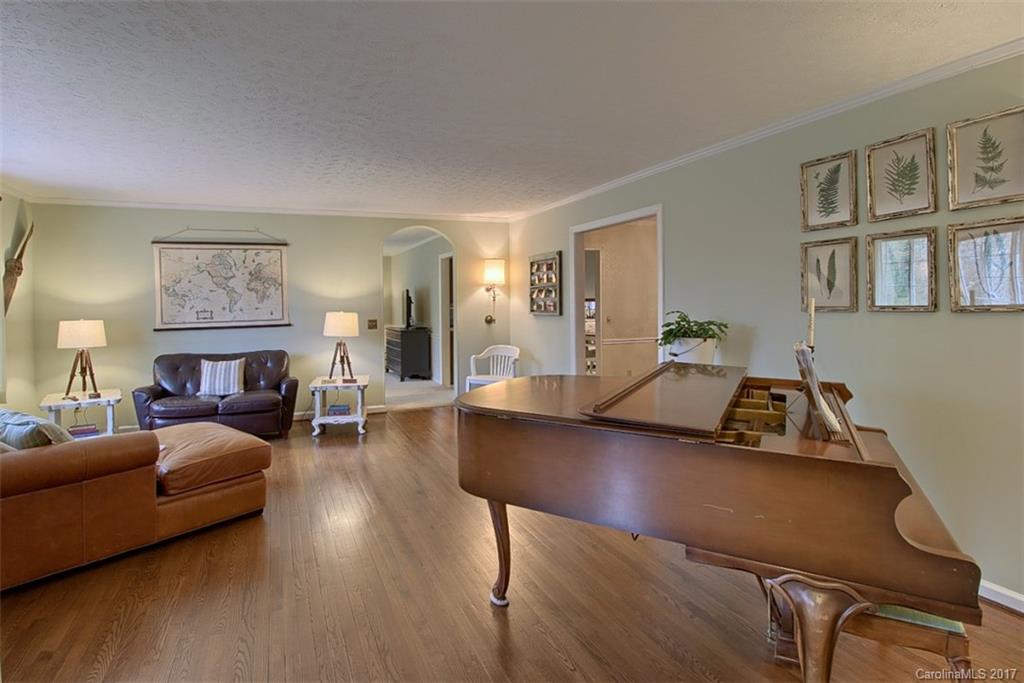 Echo Lake - Residential