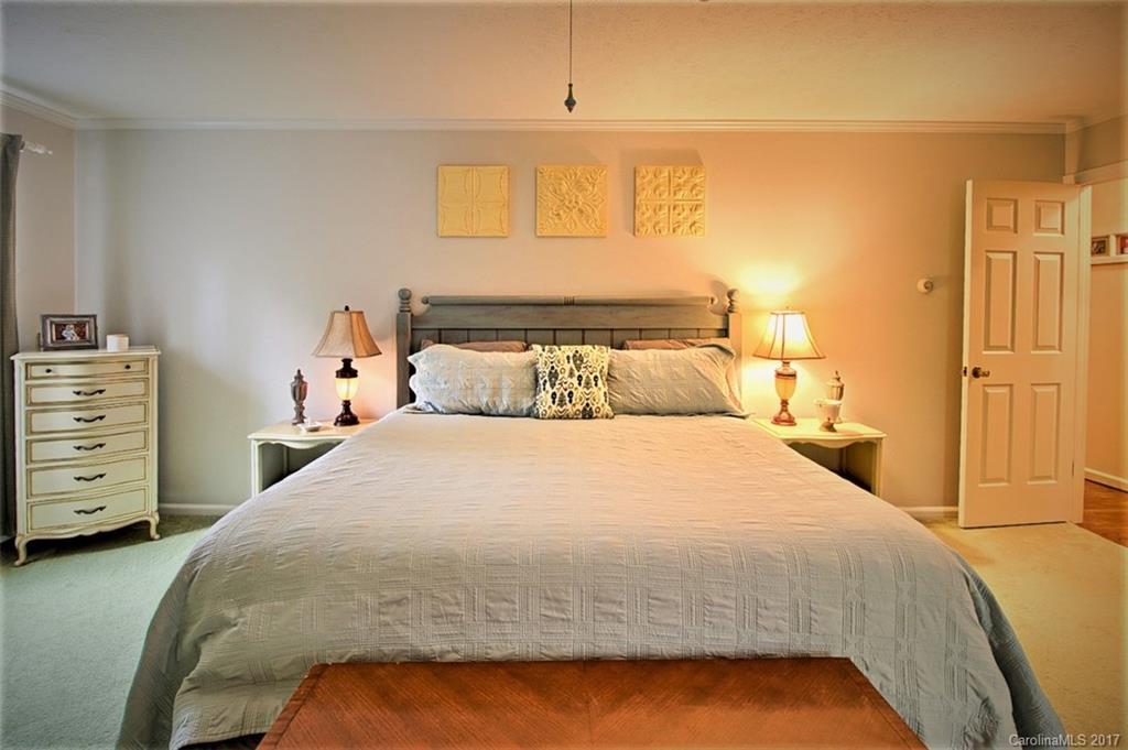 Echo Lake - Residential