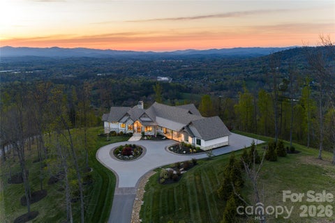 Photo of 154 Bear View Road, Weaverville, NC 28787 (MLS # 4369033)