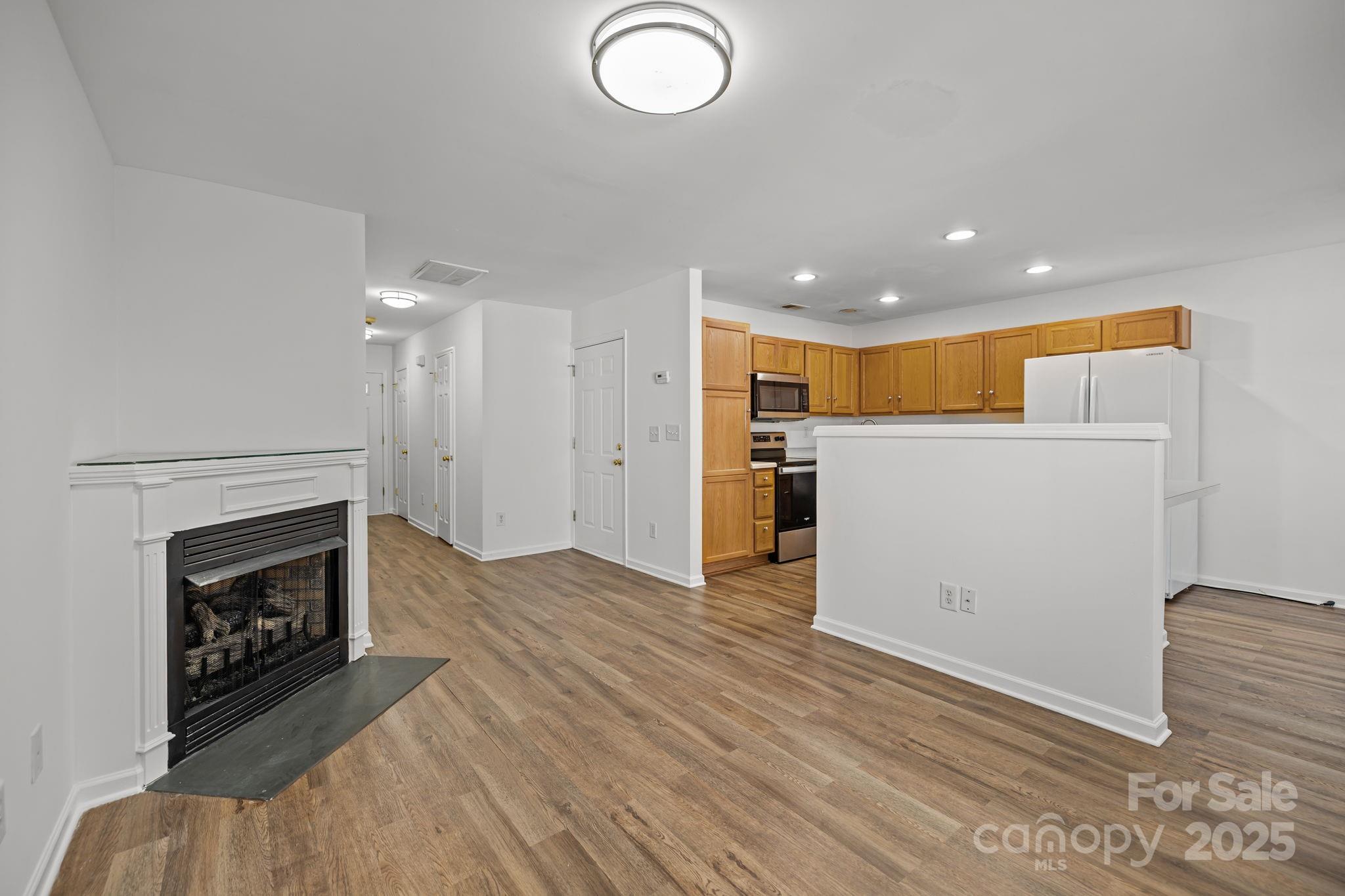 11812 Shoemaker Lane