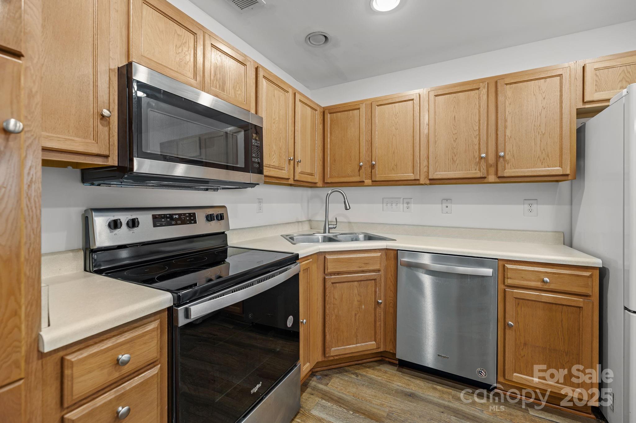 11812 Shoemaker Lane