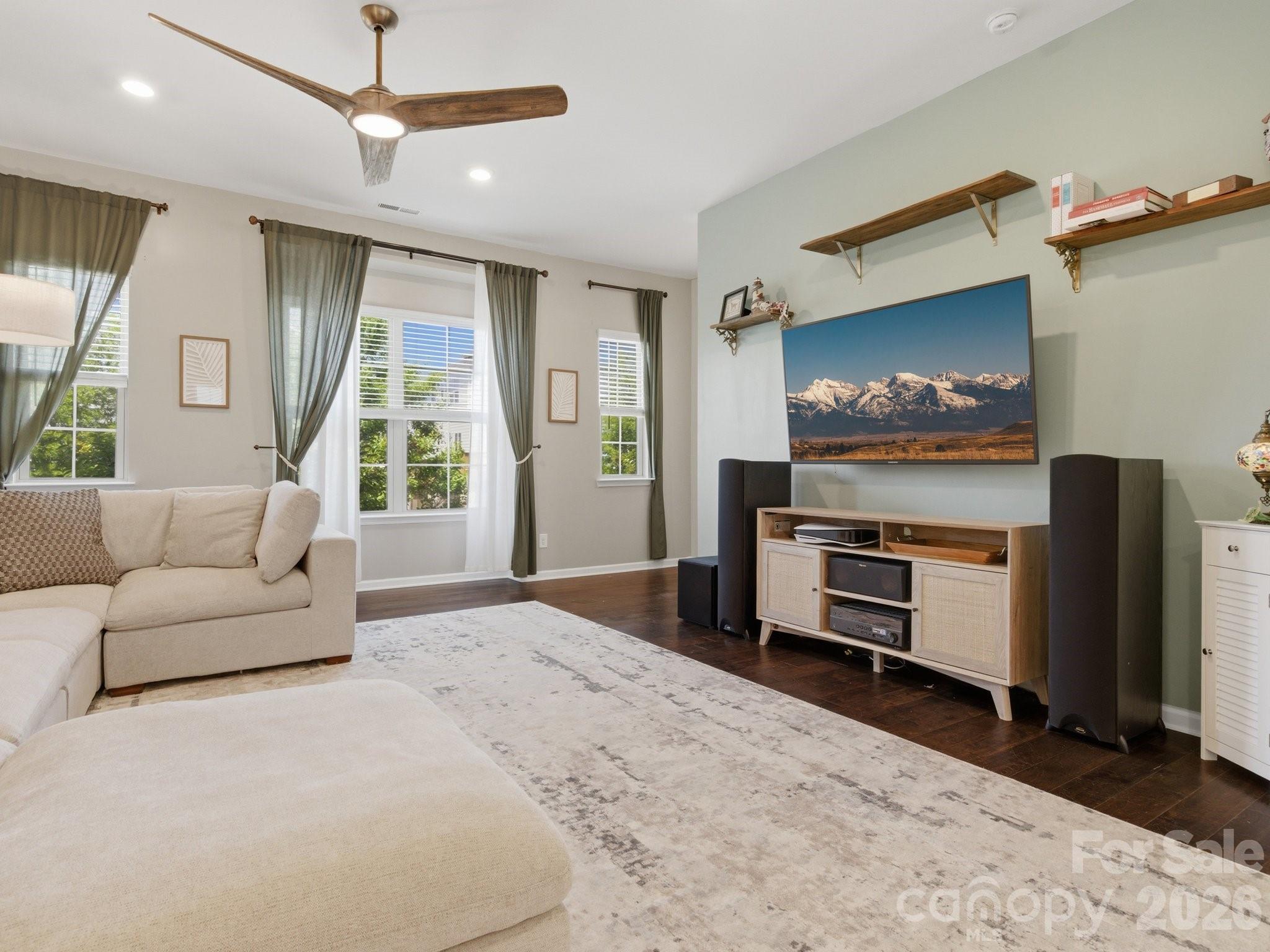 Hadley at Arrowood Station - Residential