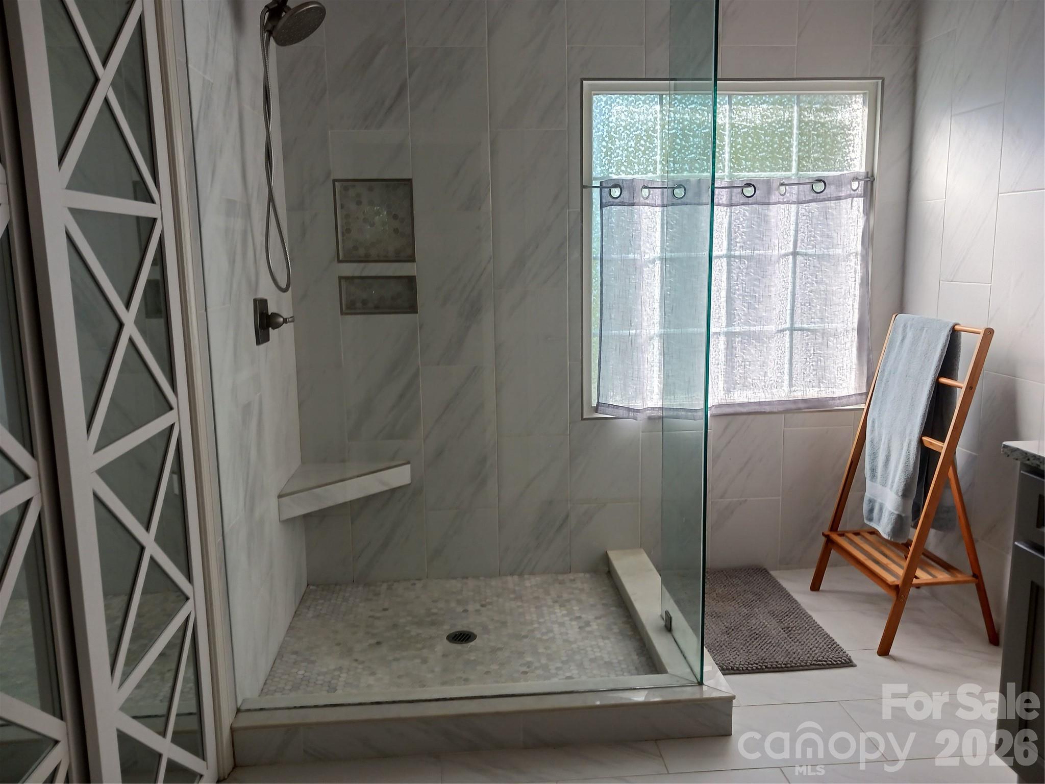 Hunters Gate - Residential