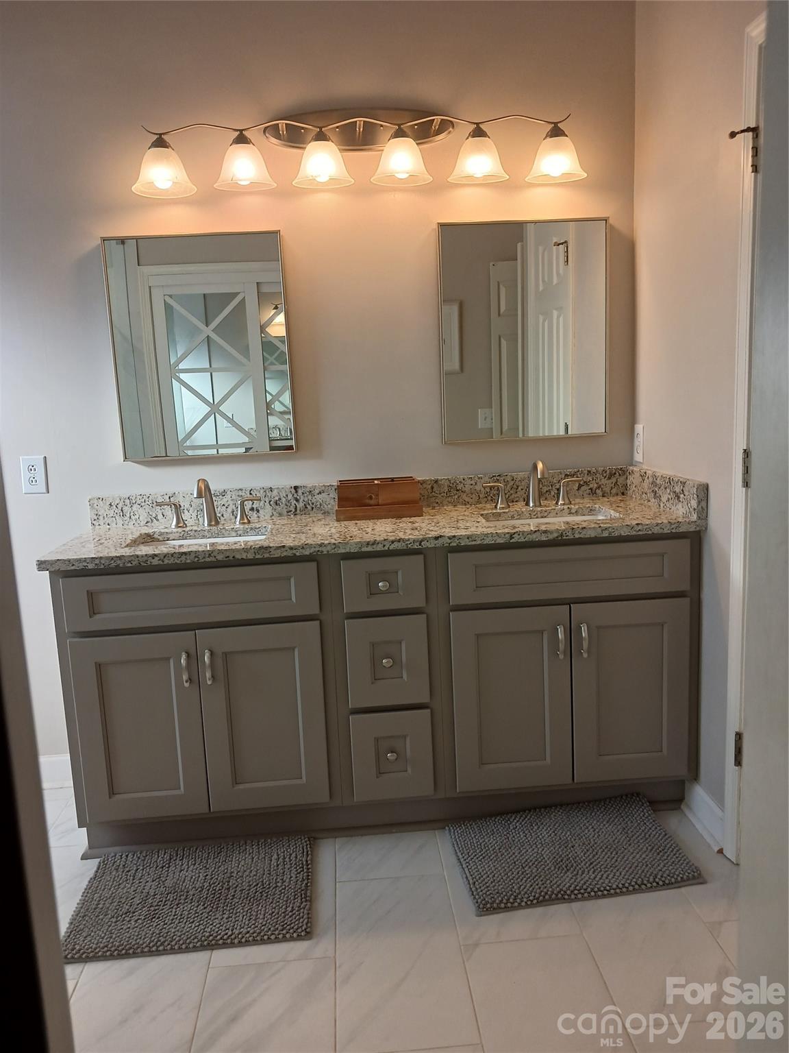 Hunters Gate - Residential