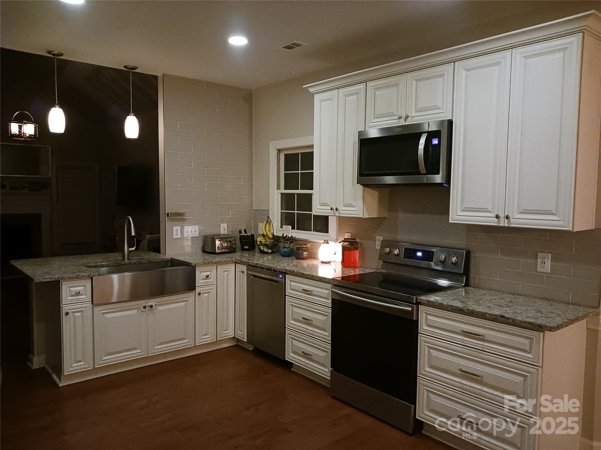 12702 Landing Green Drive 14