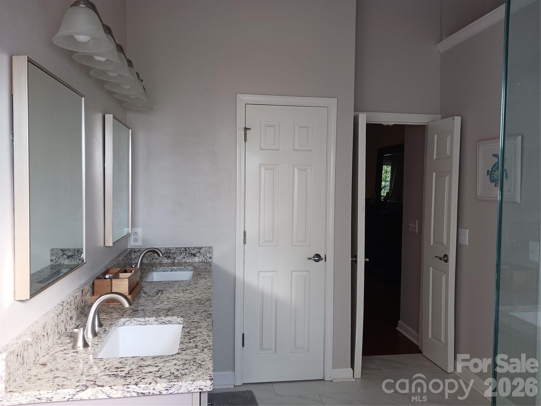 Hunters Gate - Residential