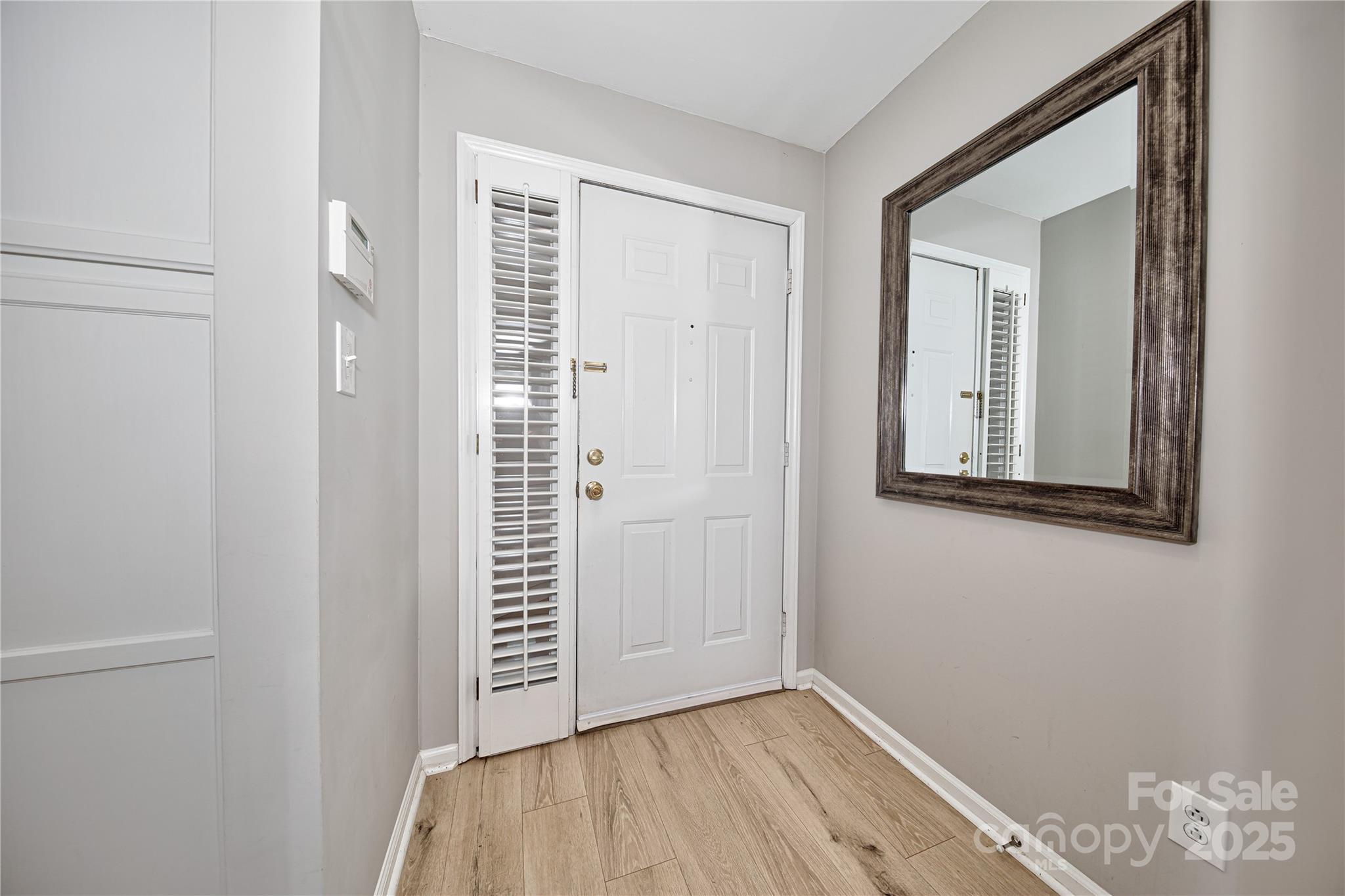 2715 Selwyn Avenue 36