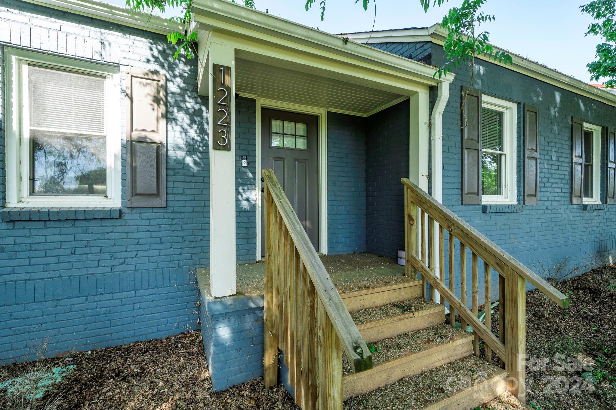 Forest Hills - Residential