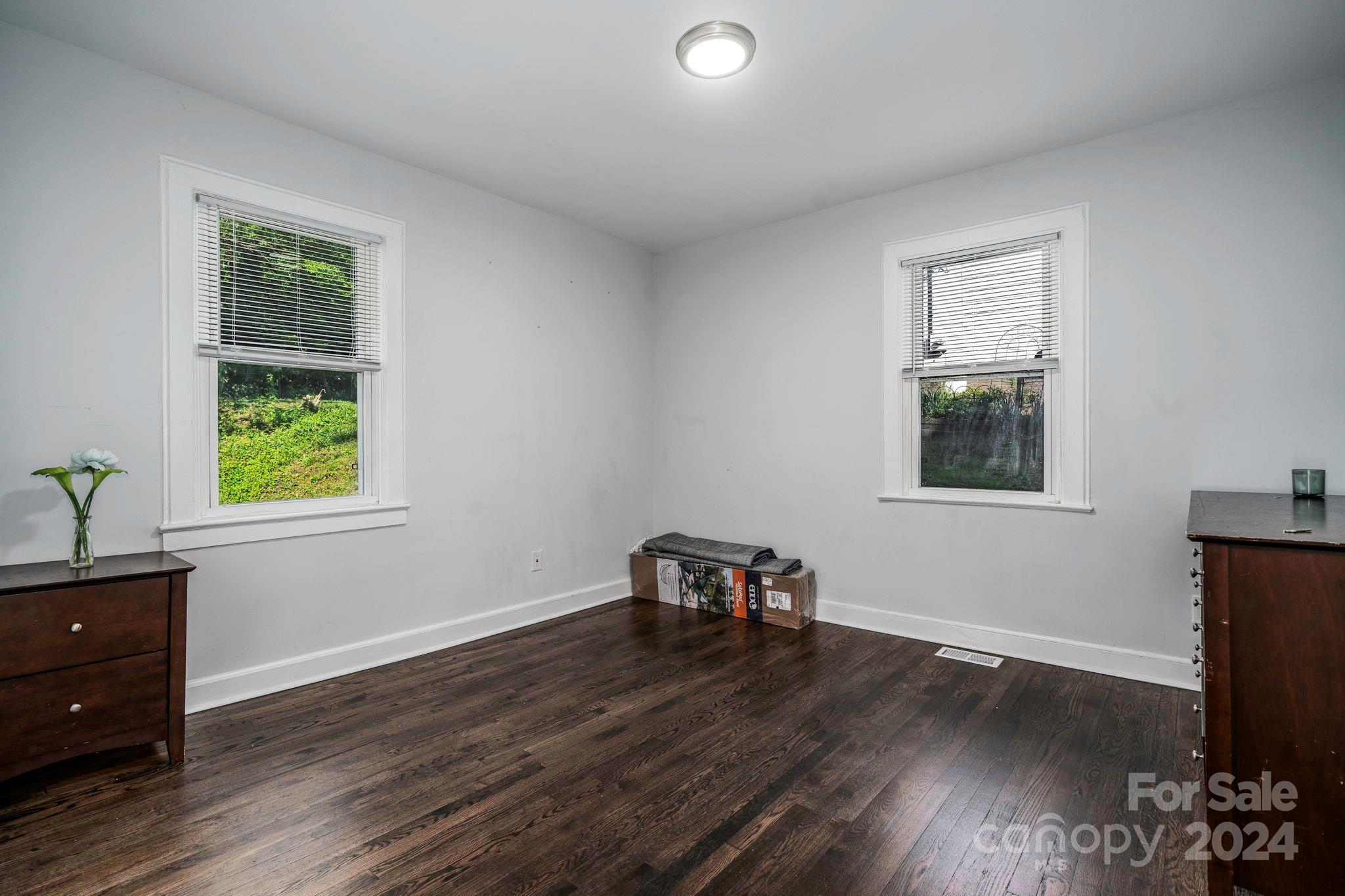 Forest Hills - Residential