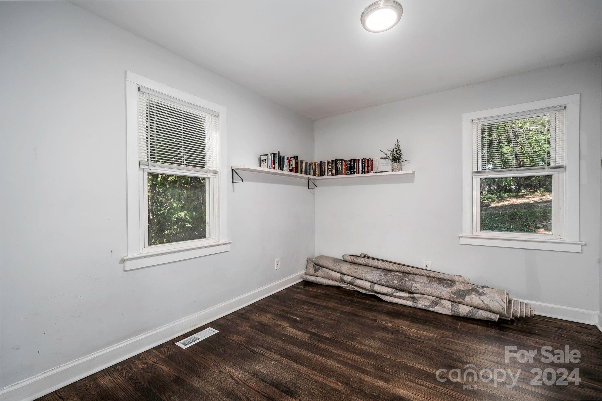 Forest Hills - Residential