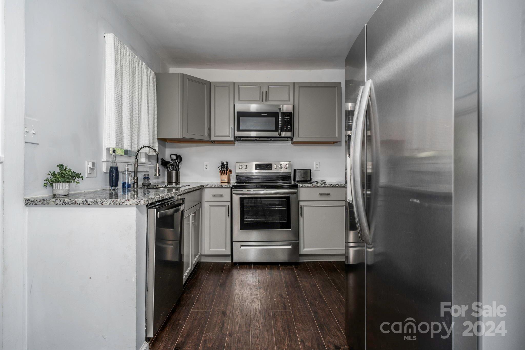 Forest Hills - Residential