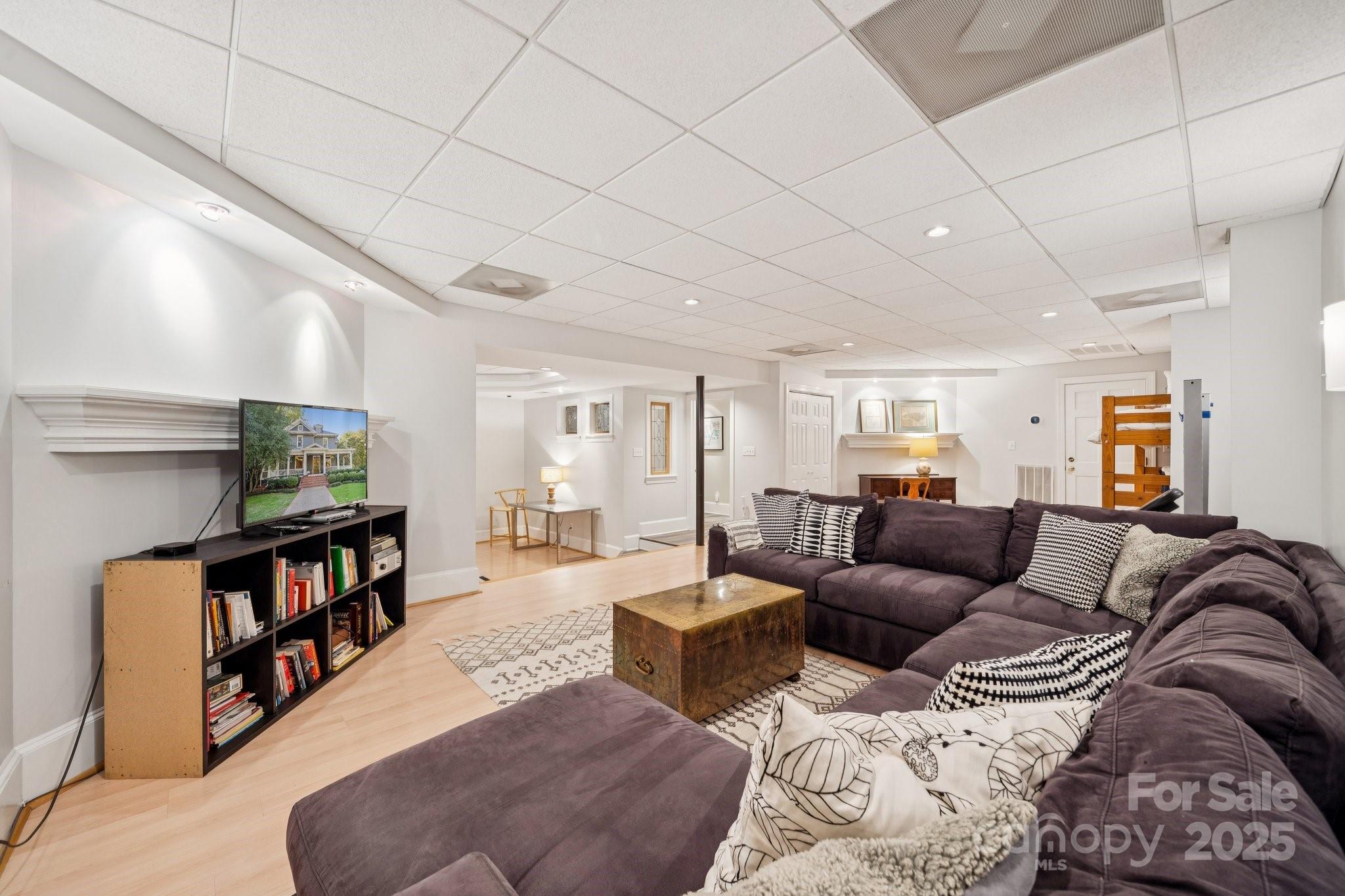 Elizabeth - Residential