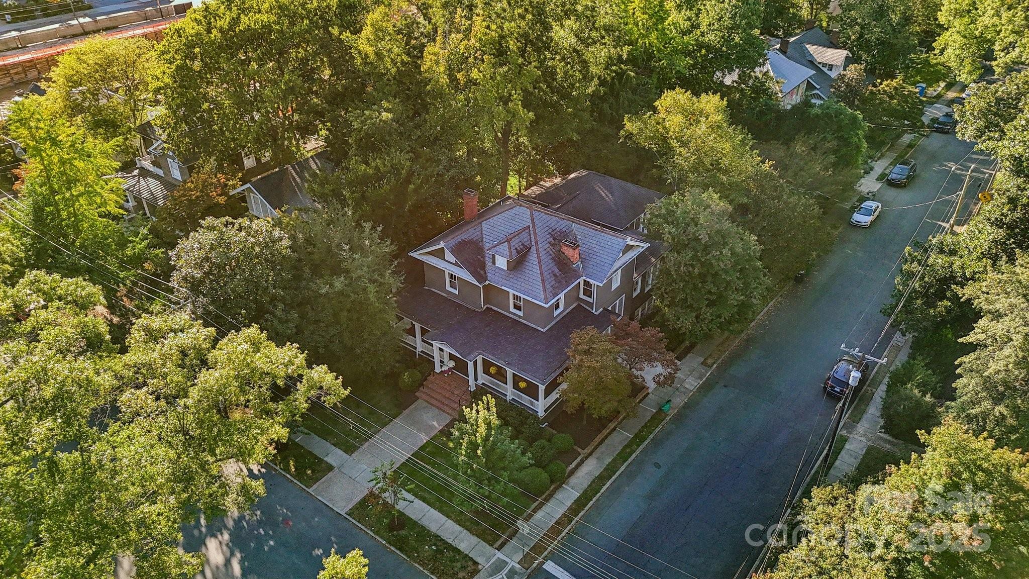 Elizabeth - Residential