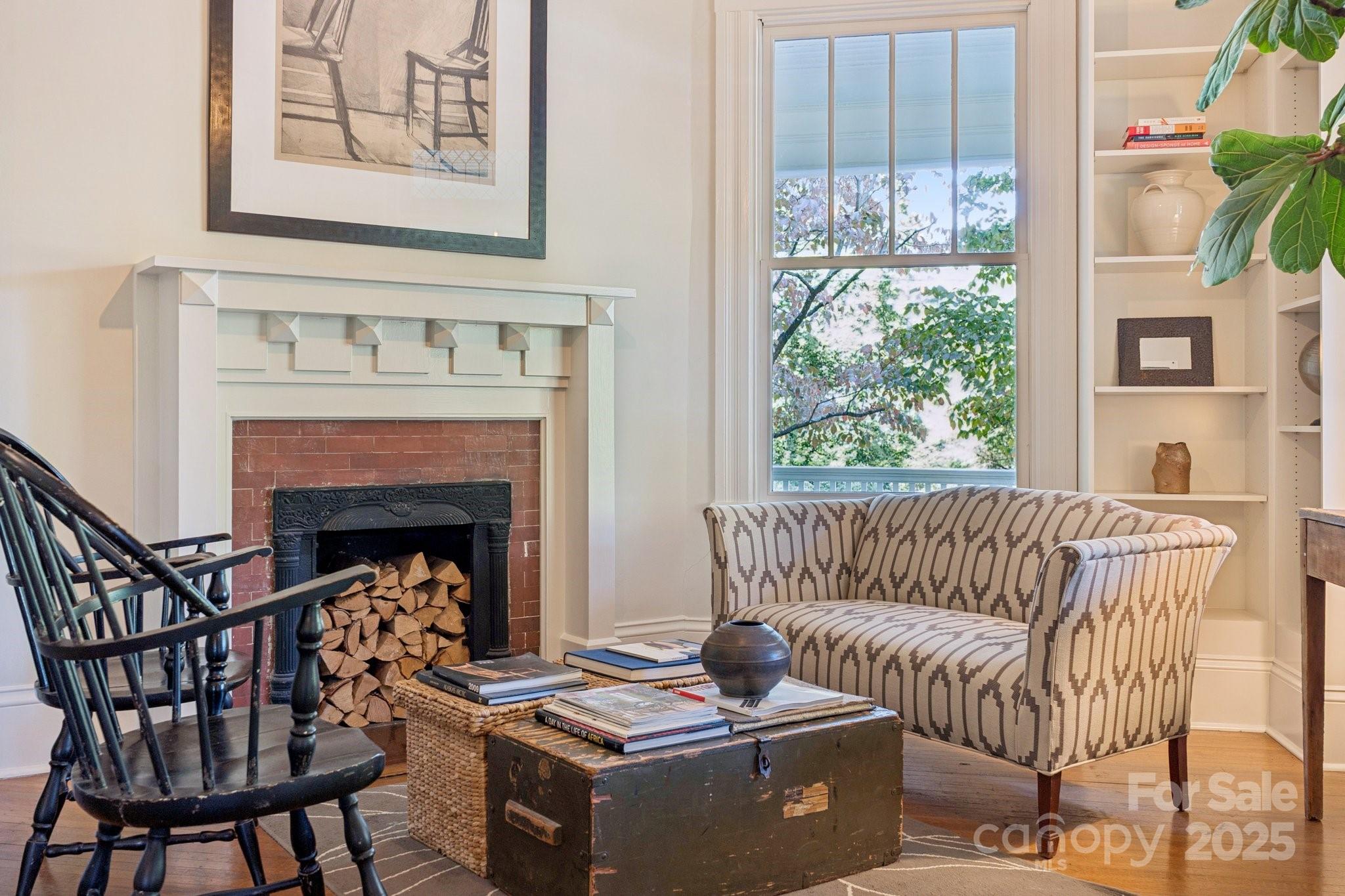 Elizabeth - Residential