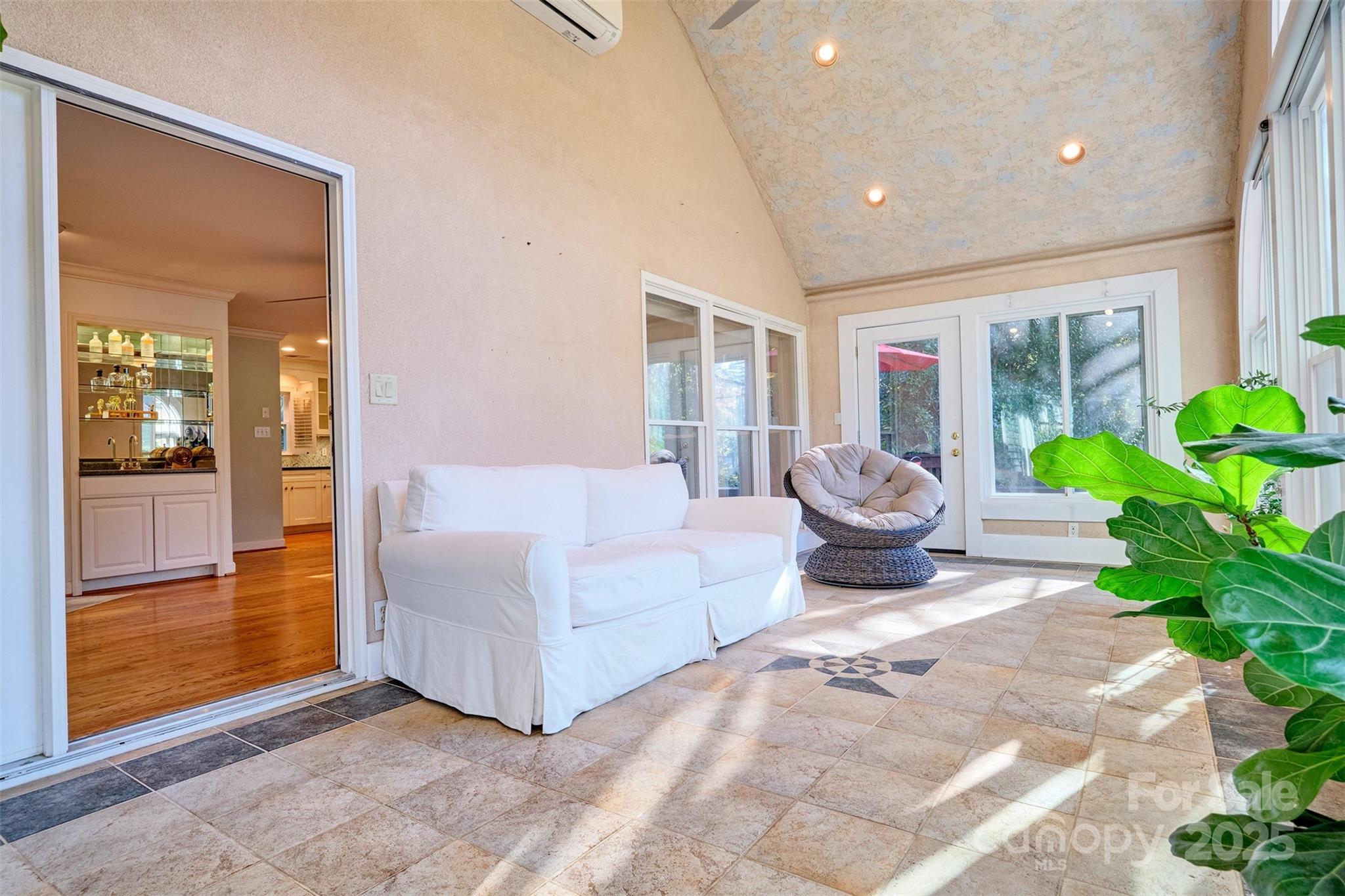 River Hills - Residential