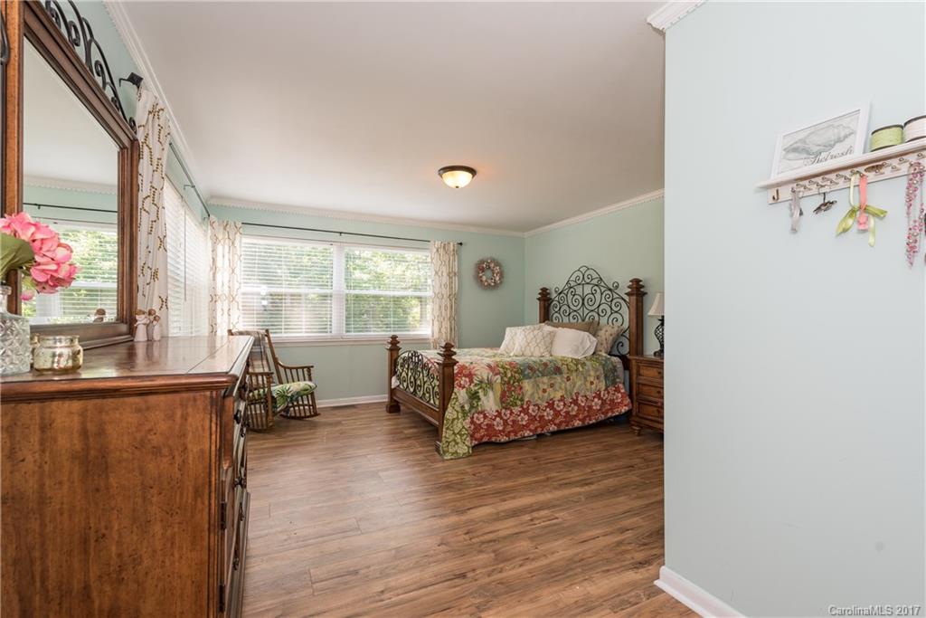 Forest Hills - Residential