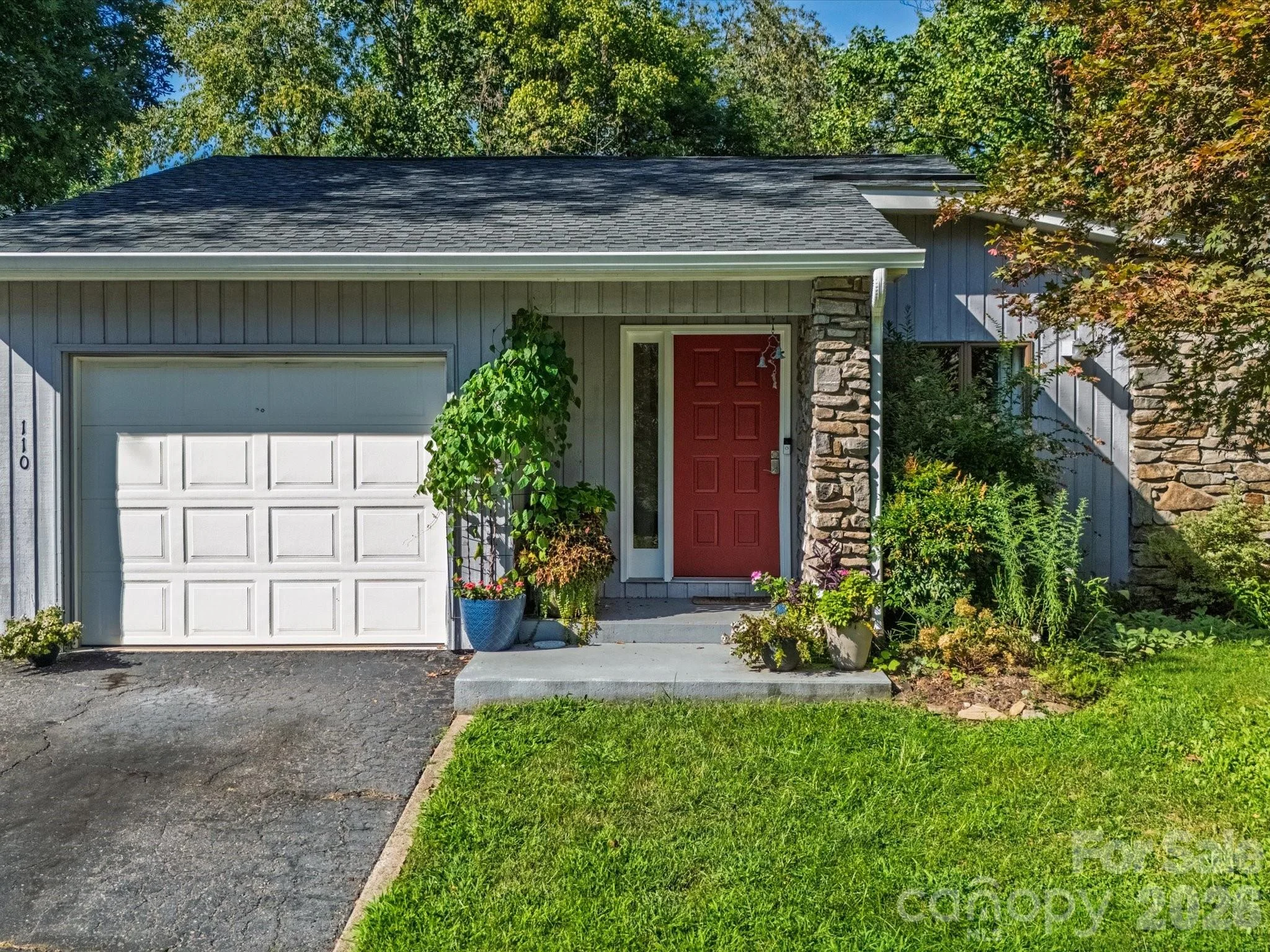 110 Aurora Drive, Asheville, NC, 28805
