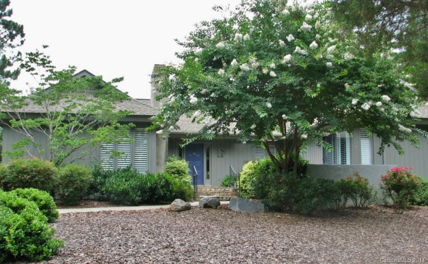 Charming 3BR/2.5BA ranch home in River Hills. Large sunny kitchen with breakfast area, keeping room and fireplace.  Living room with fireplace open to spacious dinning room.  Low maintenance fenced yard with private back patio, lush landscaping. Low SC taxes, Clover Schools.