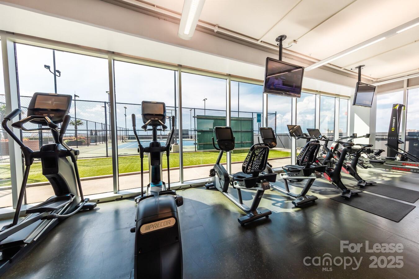 Charlotte, North Carolina 28202, United States, 1 Bedroom Bedrooms, ,1 BathroomBathrooms,Residential,Active,12161