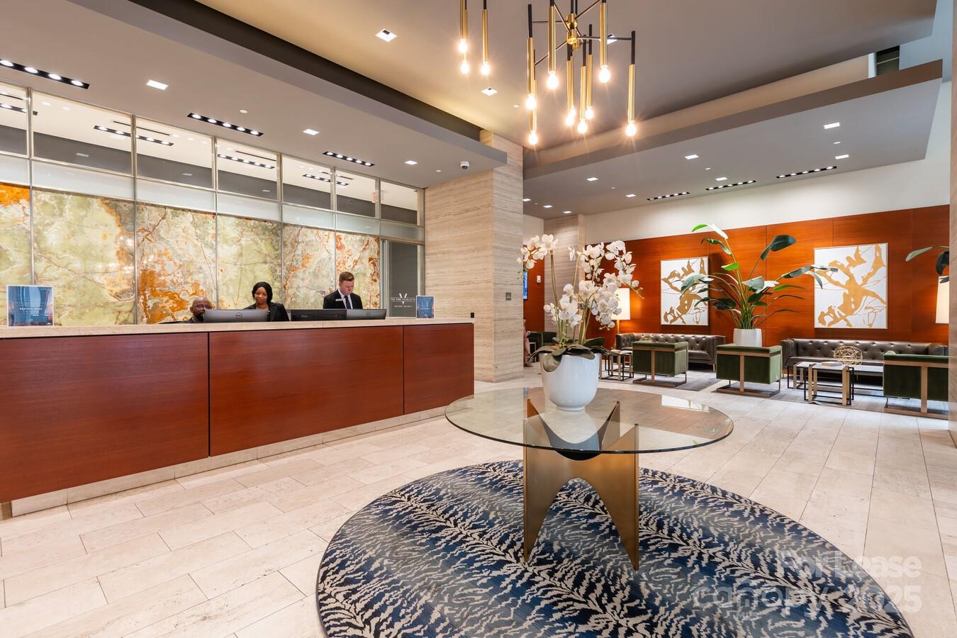 Charlotte, North Carolina 28202, United States, 1 Bedroom Bedrooms, ,1 BathroomBathrooms,Residential,Active,12161