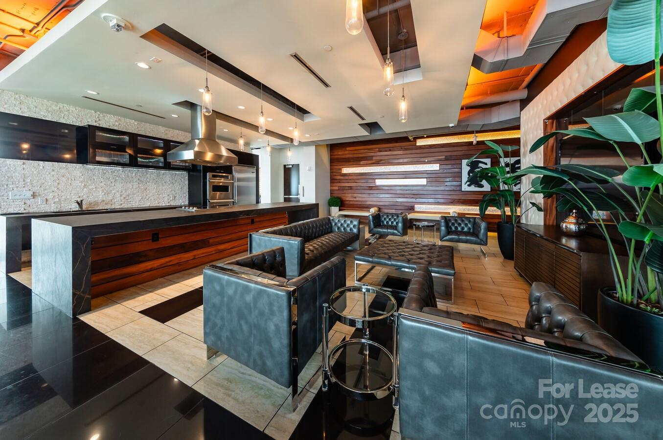 Charlotte, North Carolina 28202, United States, 1 Bedroom Bedrooms, ,1 BathroomBathrooms,Residential,Active,12161