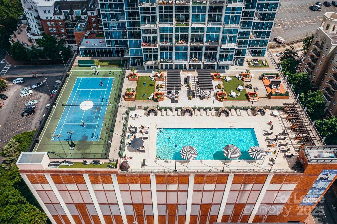 Charlotte, North Carolina 28202, United States, 1 Bedroom Bedrooms, ,1 BathroomBathrooms,Residential,Active,12161