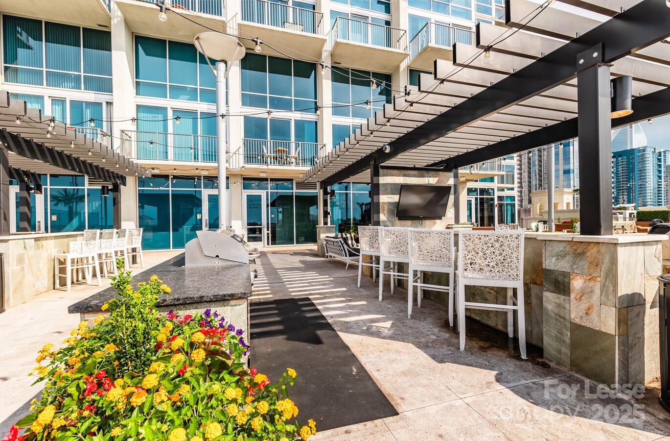 Charlotte, North Carolina 28202, United States, 1 Bedroom Bedrooms, ,1 BathroomBathrooms,Residential,Active,12161