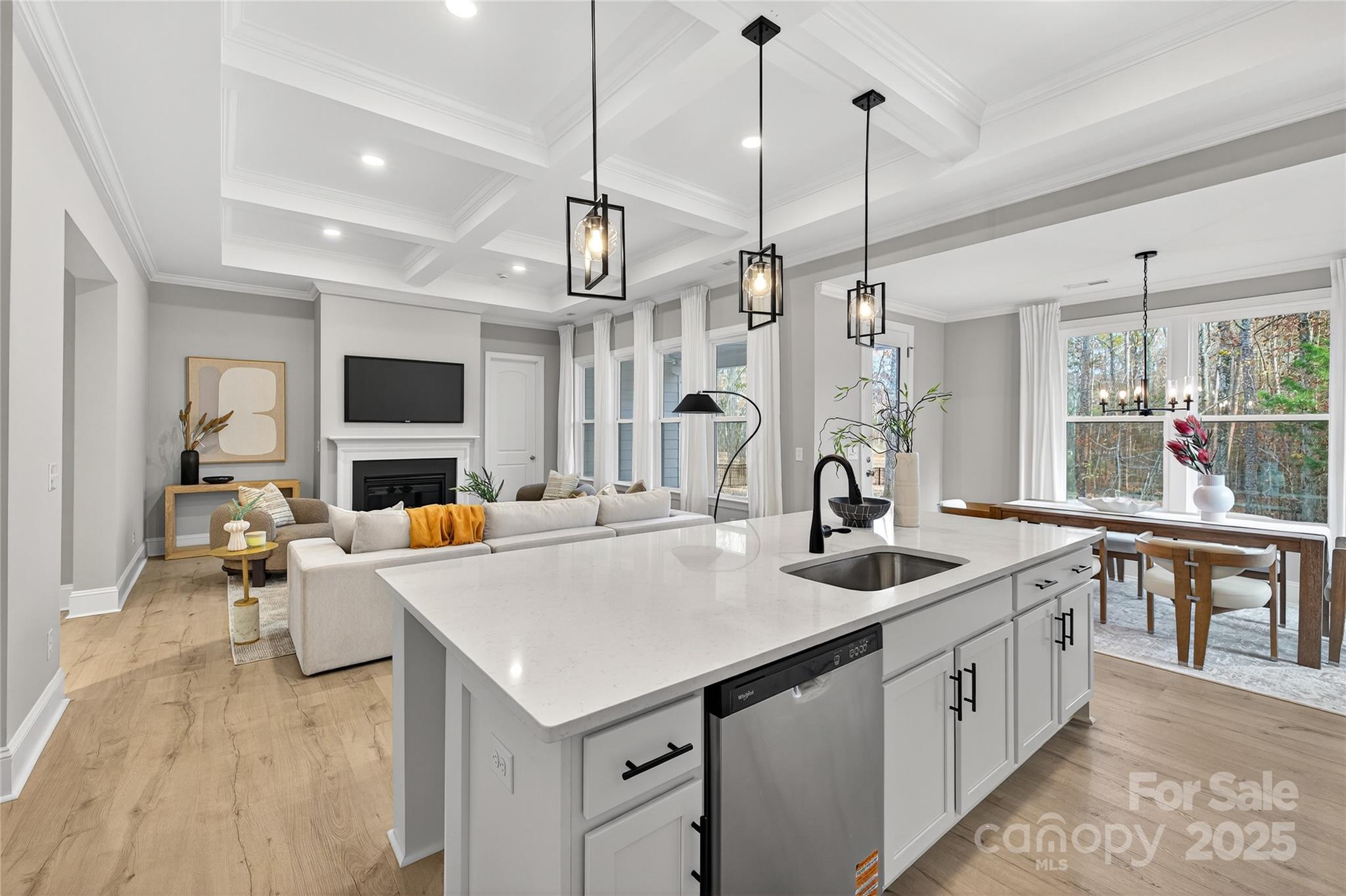 7834 Russell Road 8239