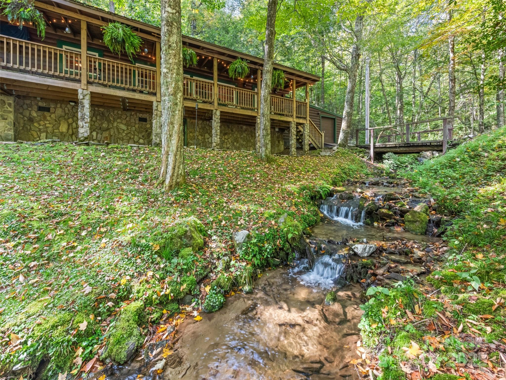 839 Wolf Laurel Drive