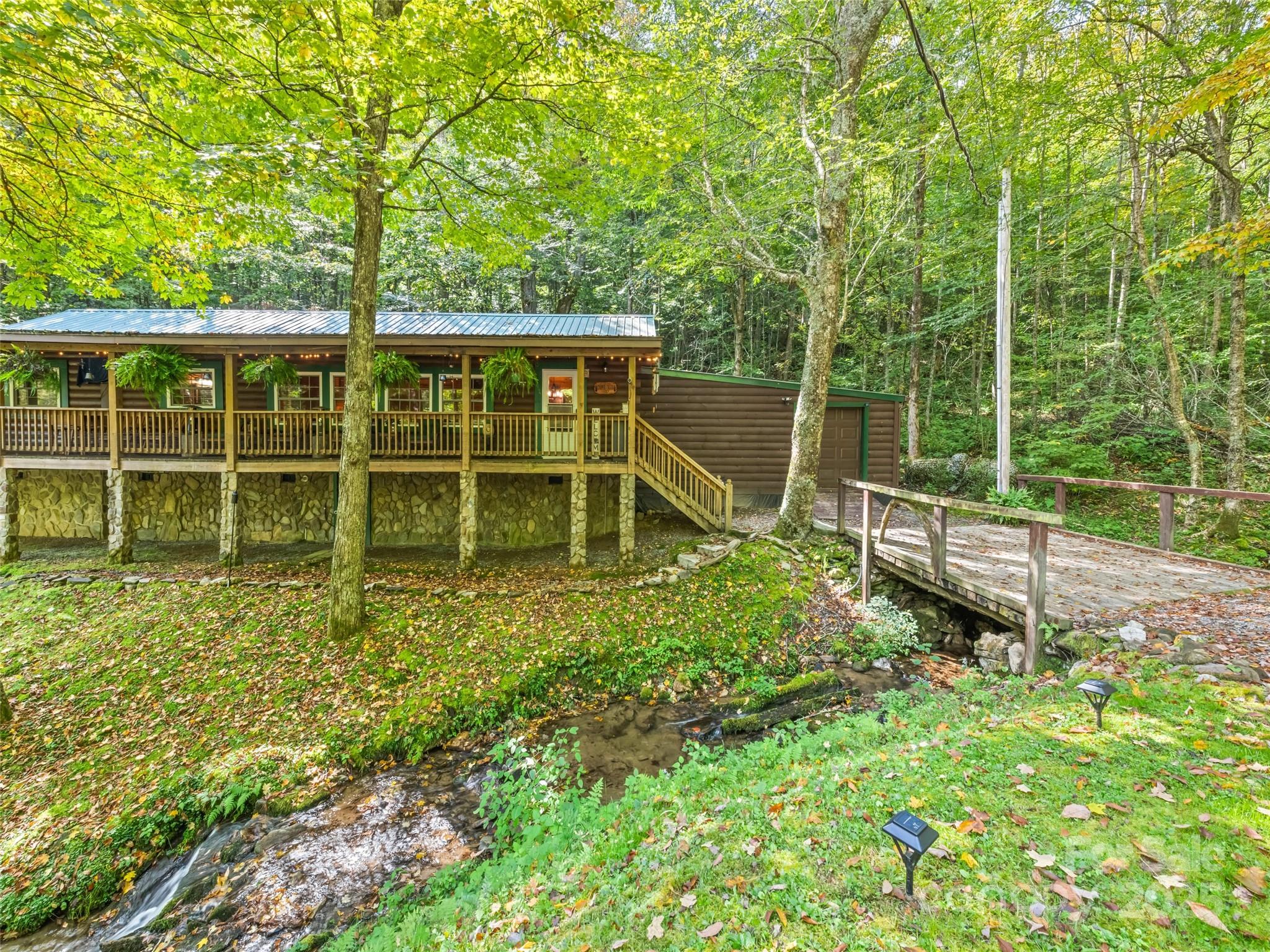 839 Wolf Laurel Drive