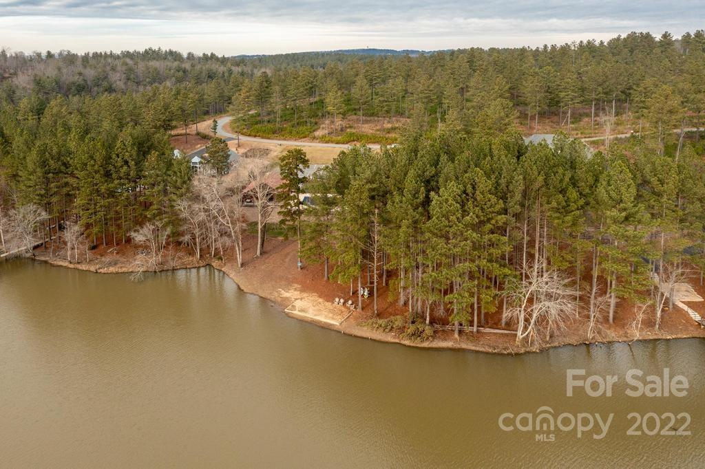 The Waterfront Club - Land