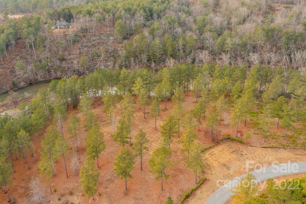 The Waterfront Club - Land