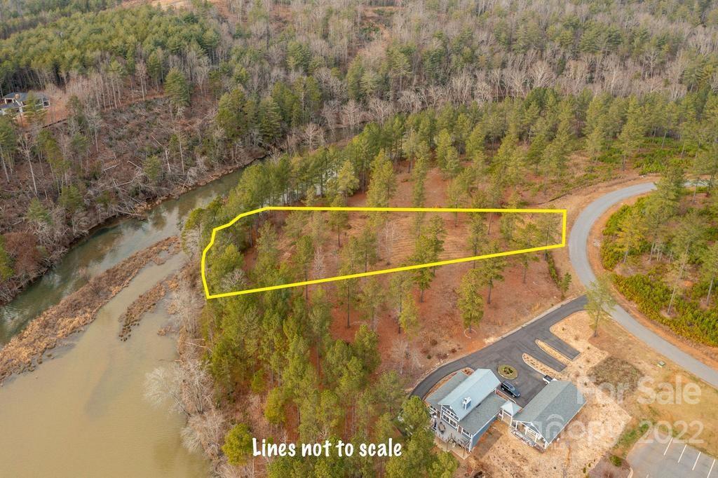 The Waterfront Club - Land