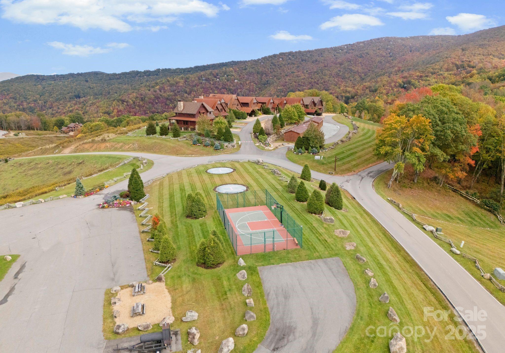 The Lodges at Eagles Nest - Residential