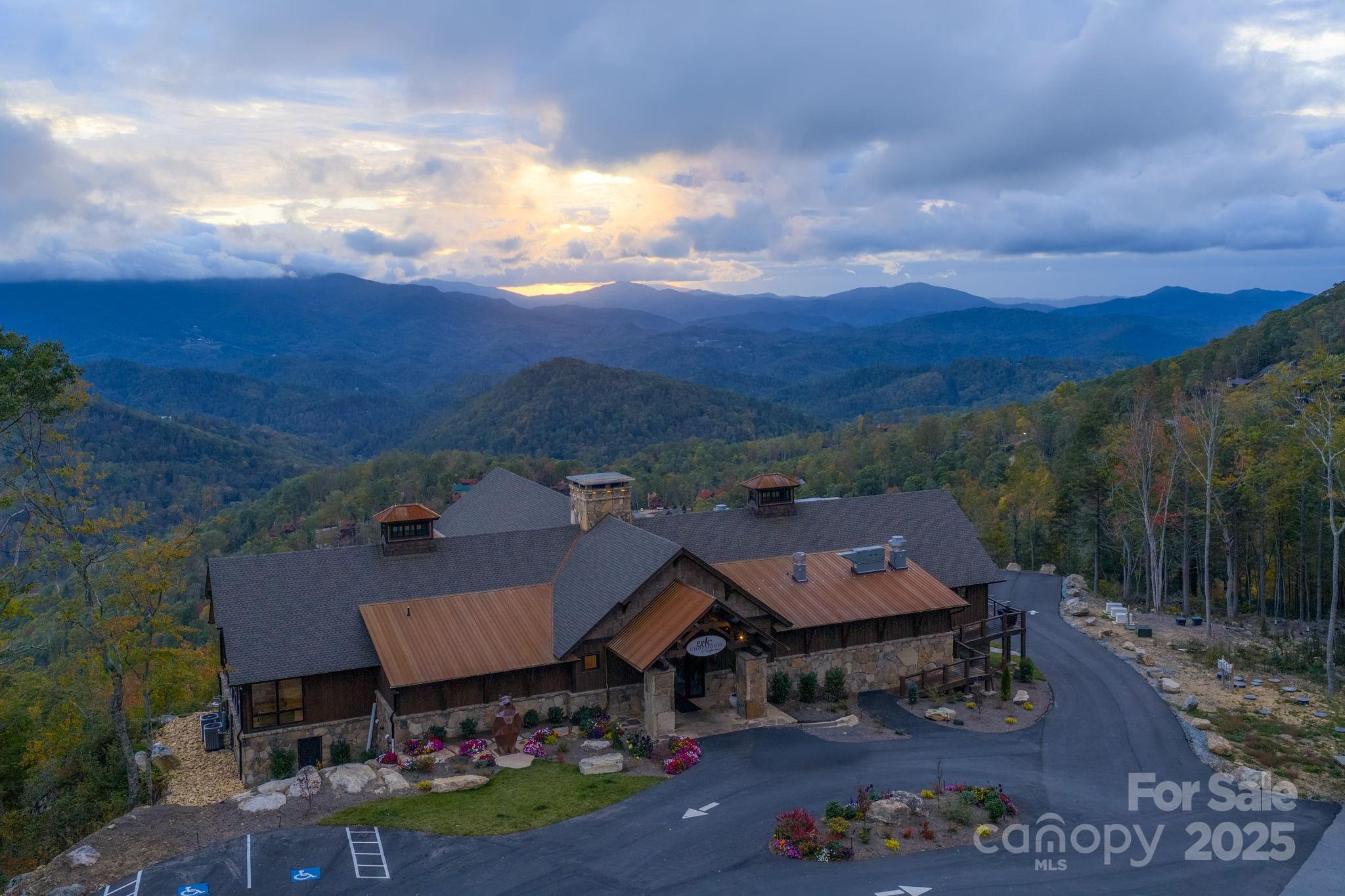 The Lodges at Eagles Nest - Residential