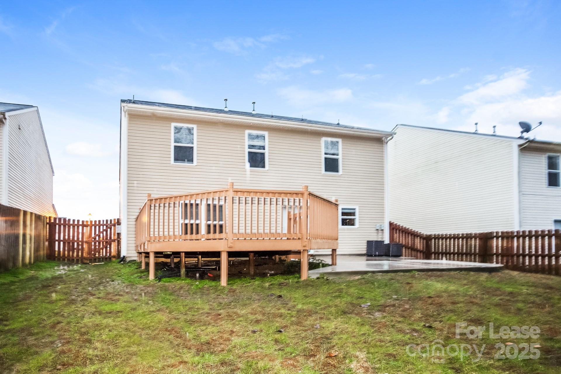 Autumn Woods - Residential Lease