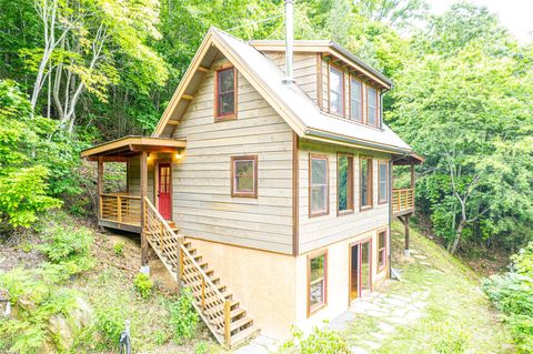 1146 Thomas Branch Road Marshall NC 28753
