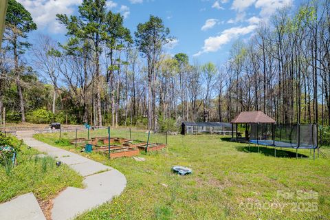 listing image 44