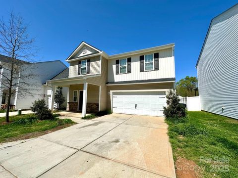 8223 Gabon Court Charlotte NC 28215