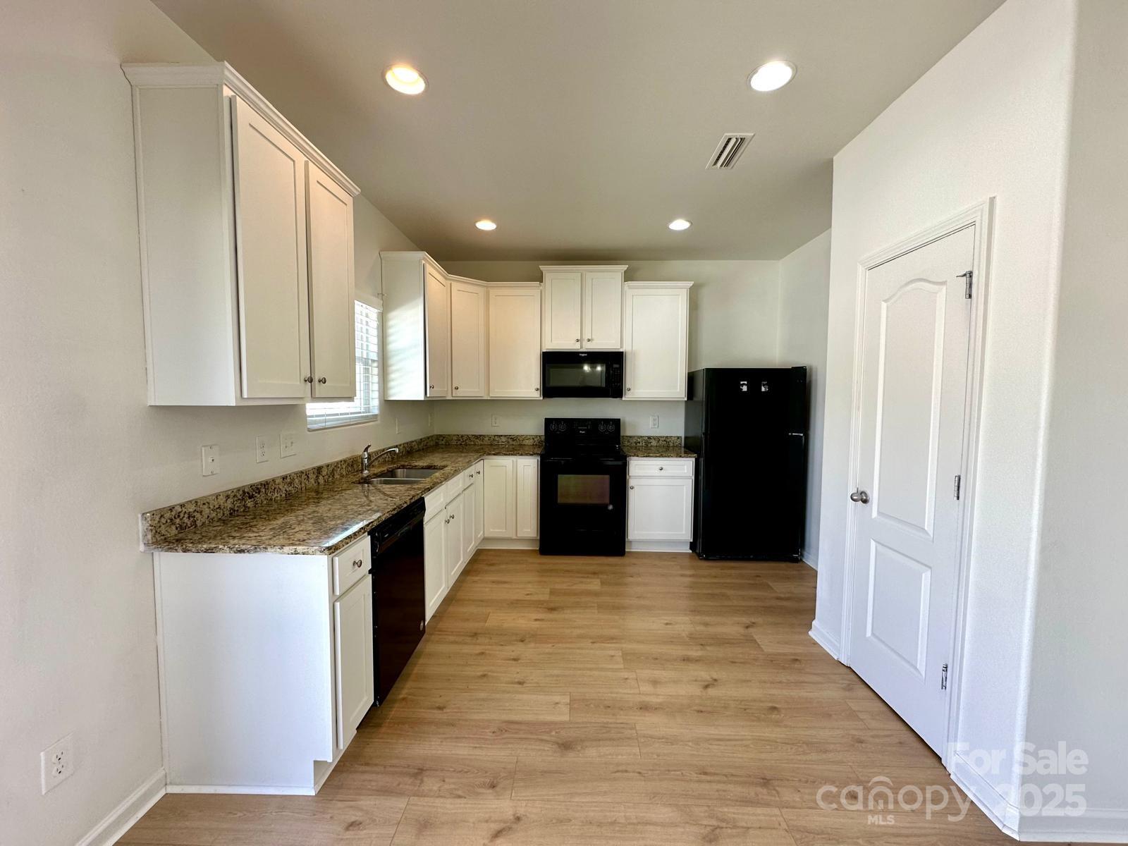 8223 Gabon Court