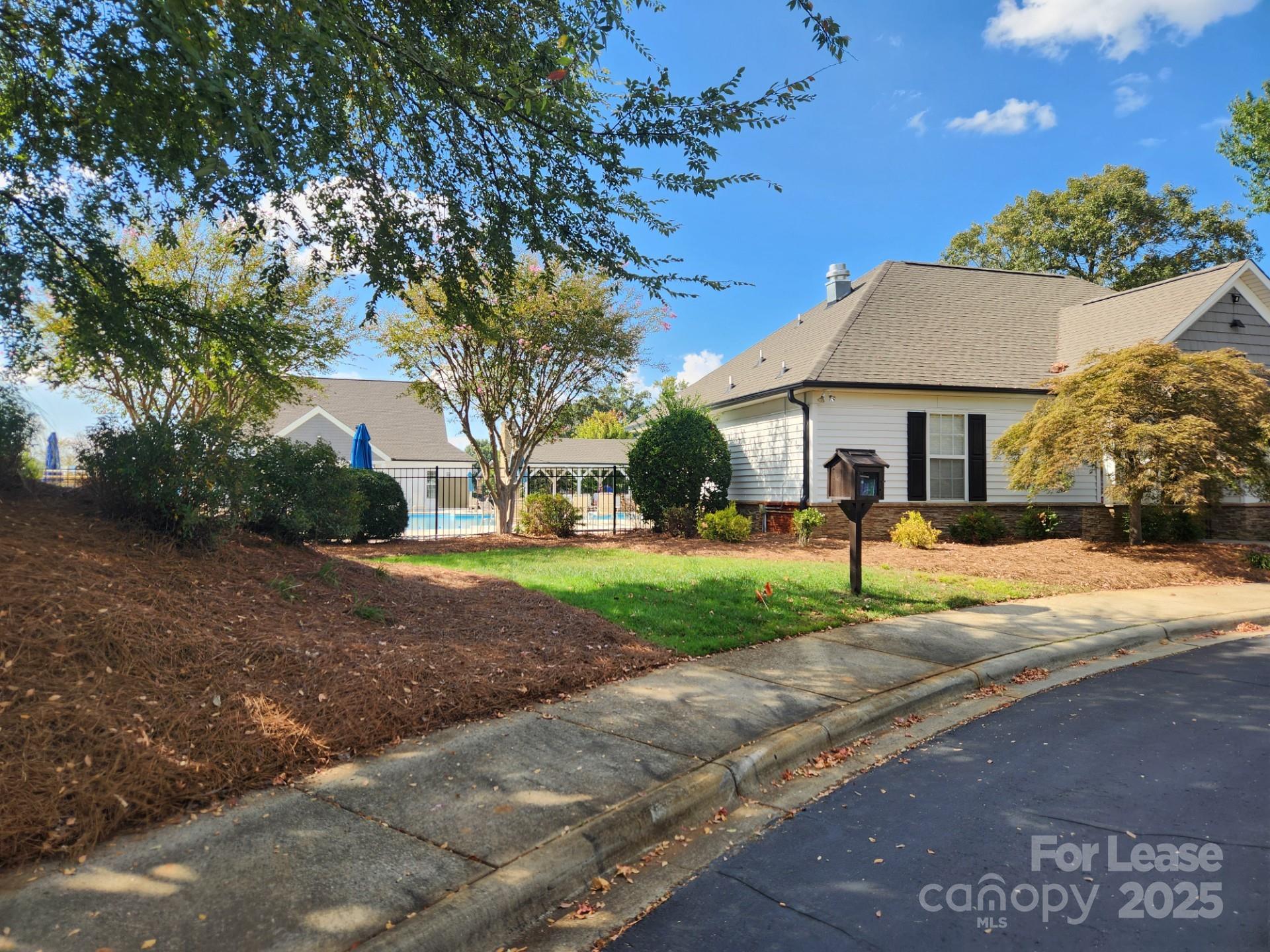 Laurel Park - Residential Lease