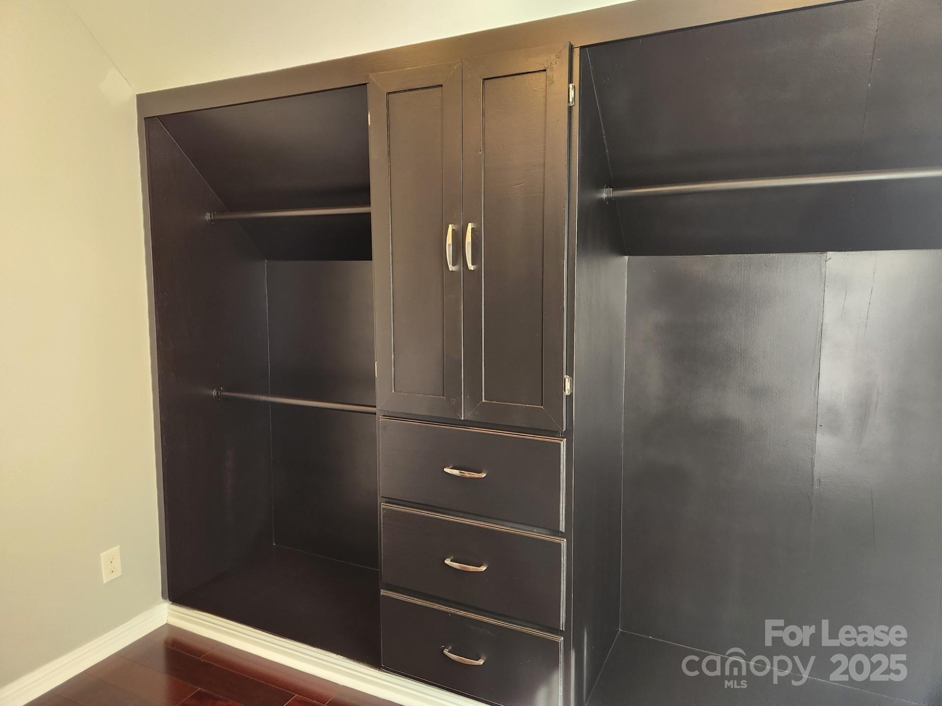 Laurel Park - Residential Lease