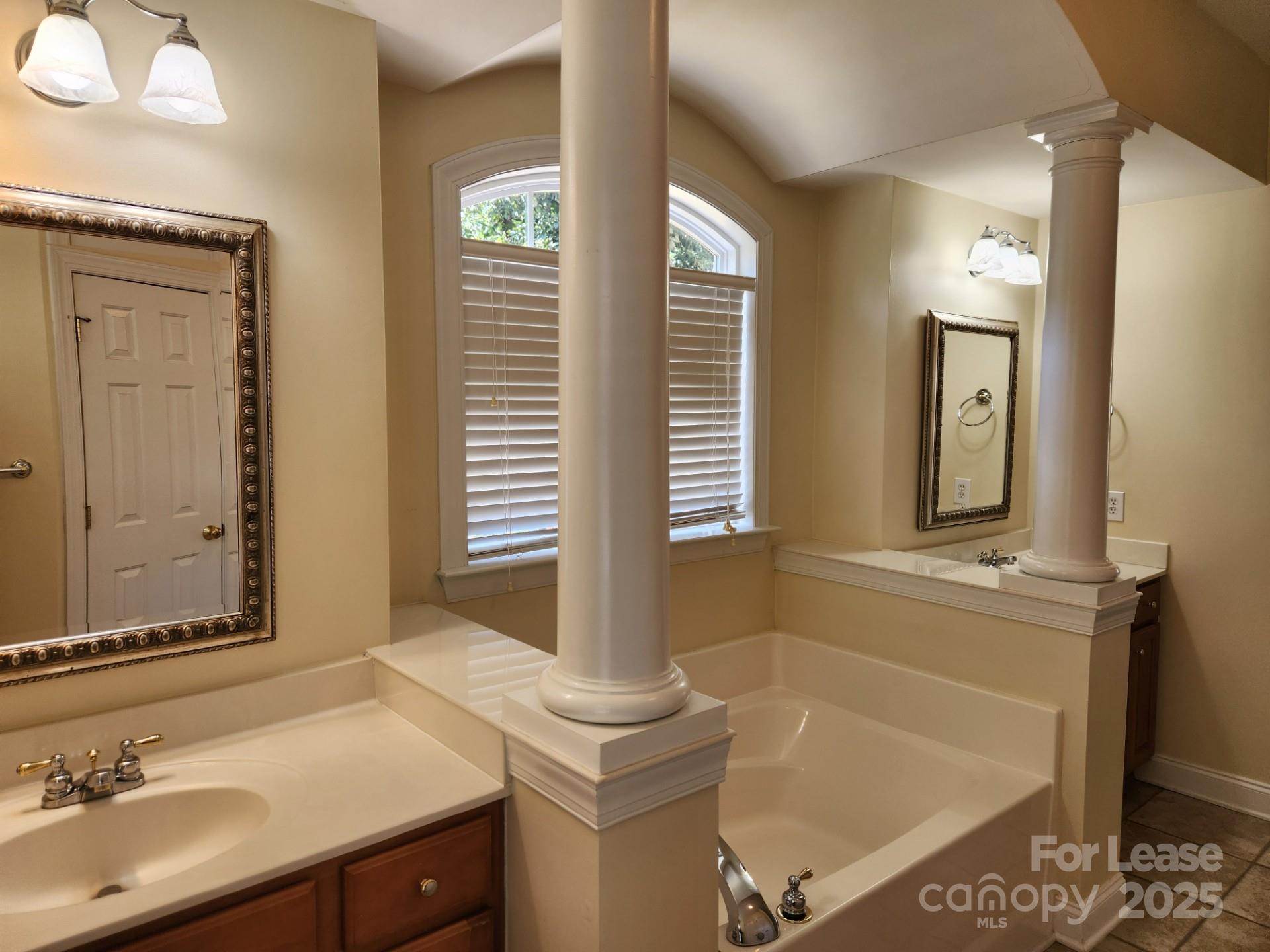 Laurel Park - Residential Lease