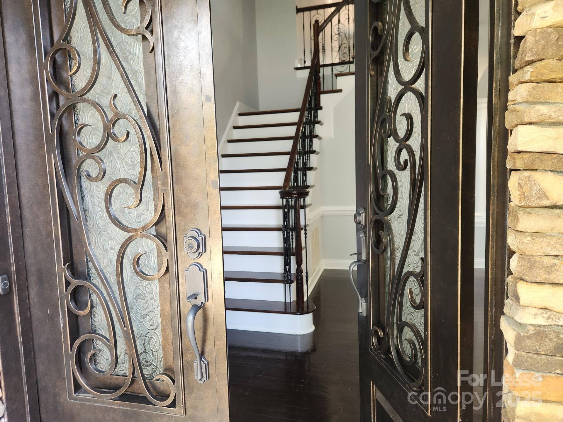 Laurel Park - Residential Lease