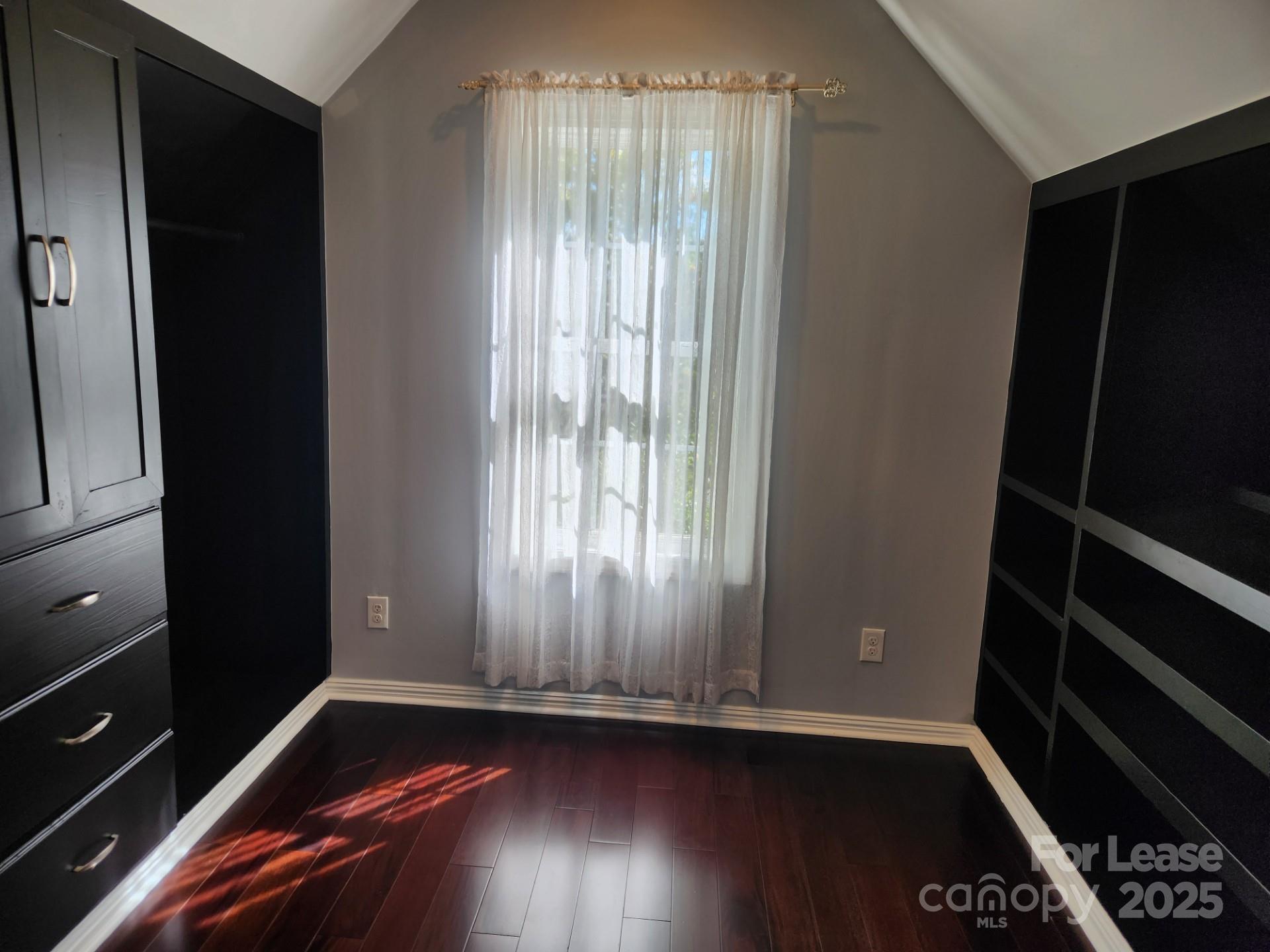 Laurel Park - Residential Lease