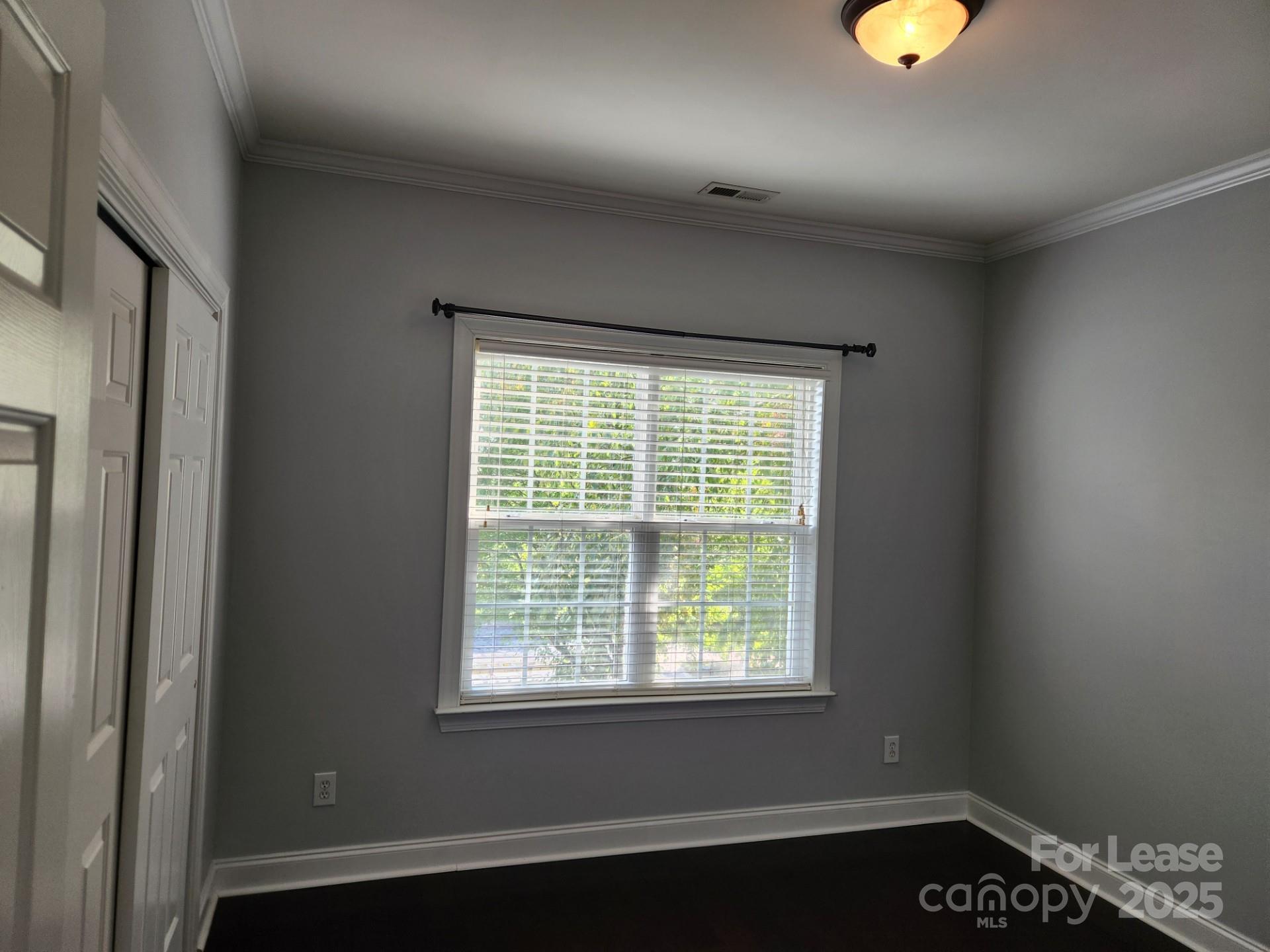 Laurel Park - Residential Lease