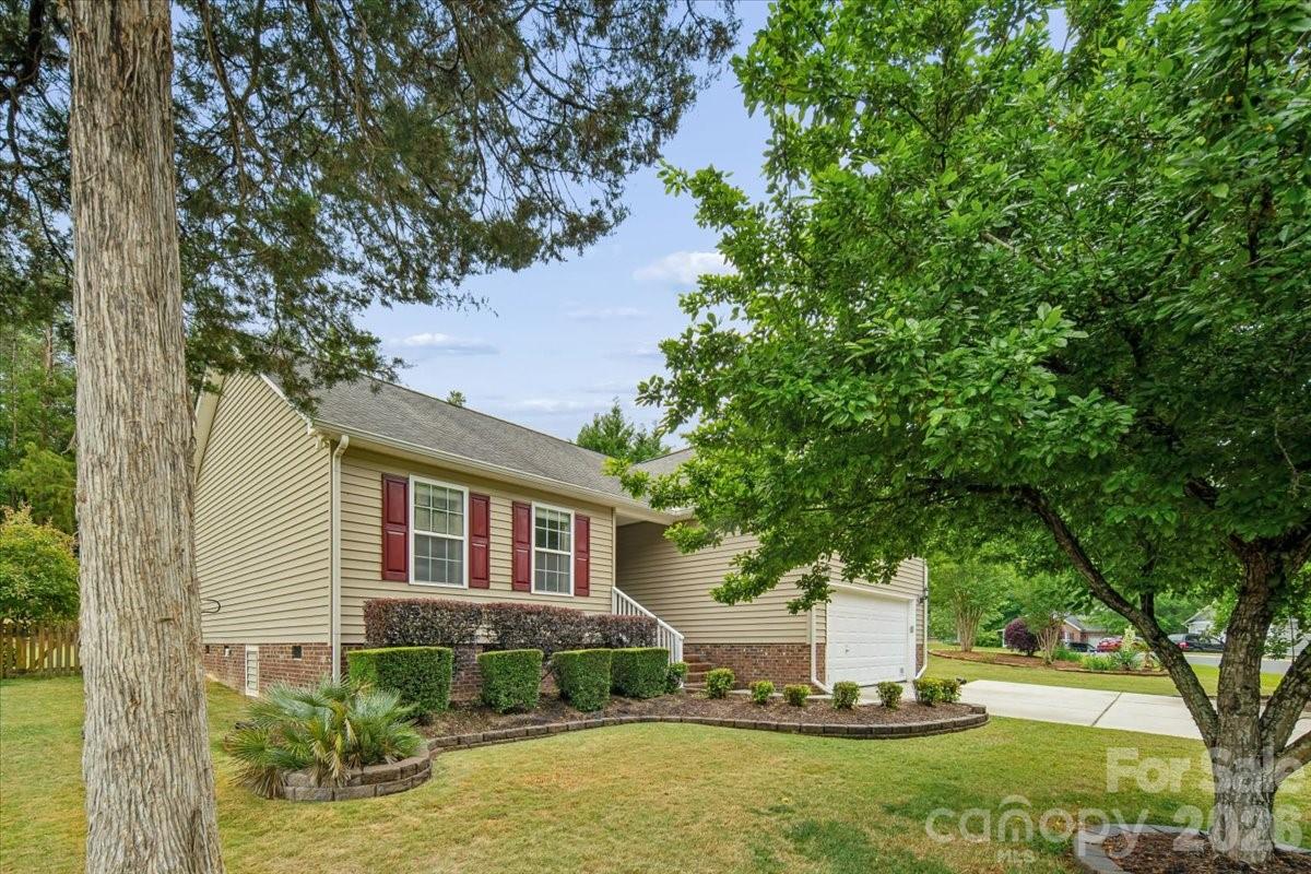 Avery Lake - Residential